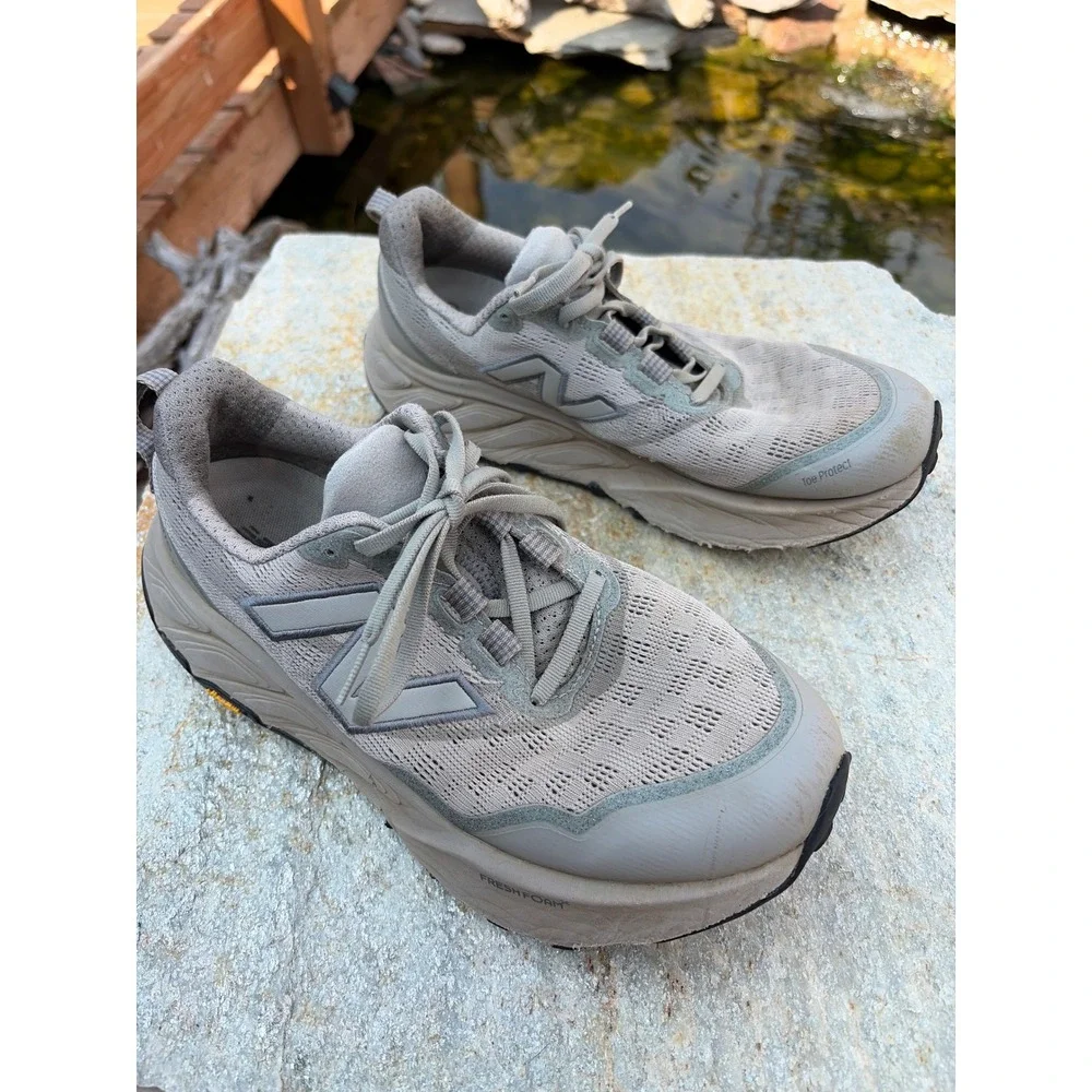 New Balance Fresh Foam X Hierro v8 Mens Trail Running Shoes Grey  Size 8.5